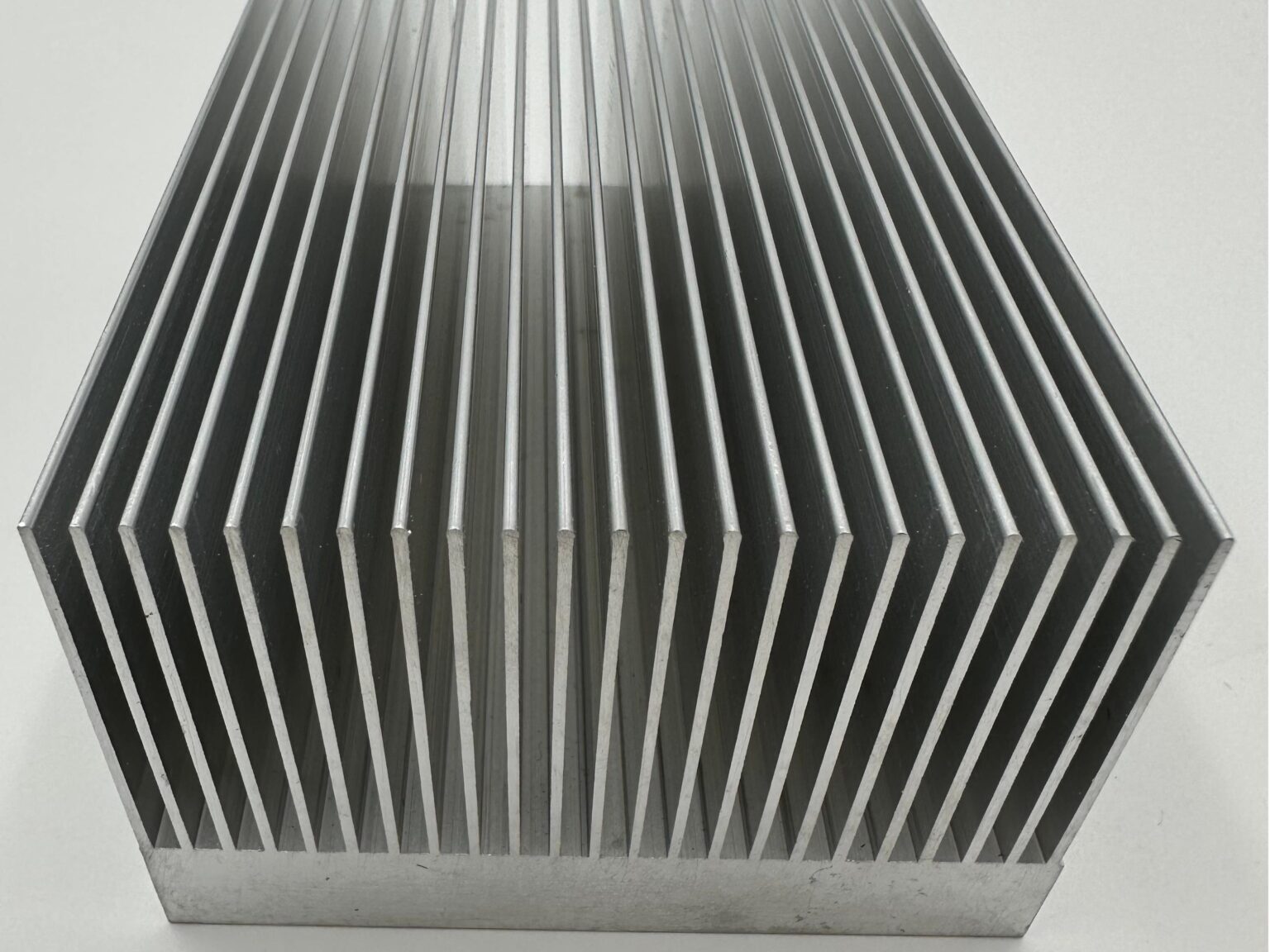 extruded heat sink