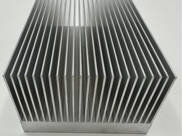 extruded heat sink